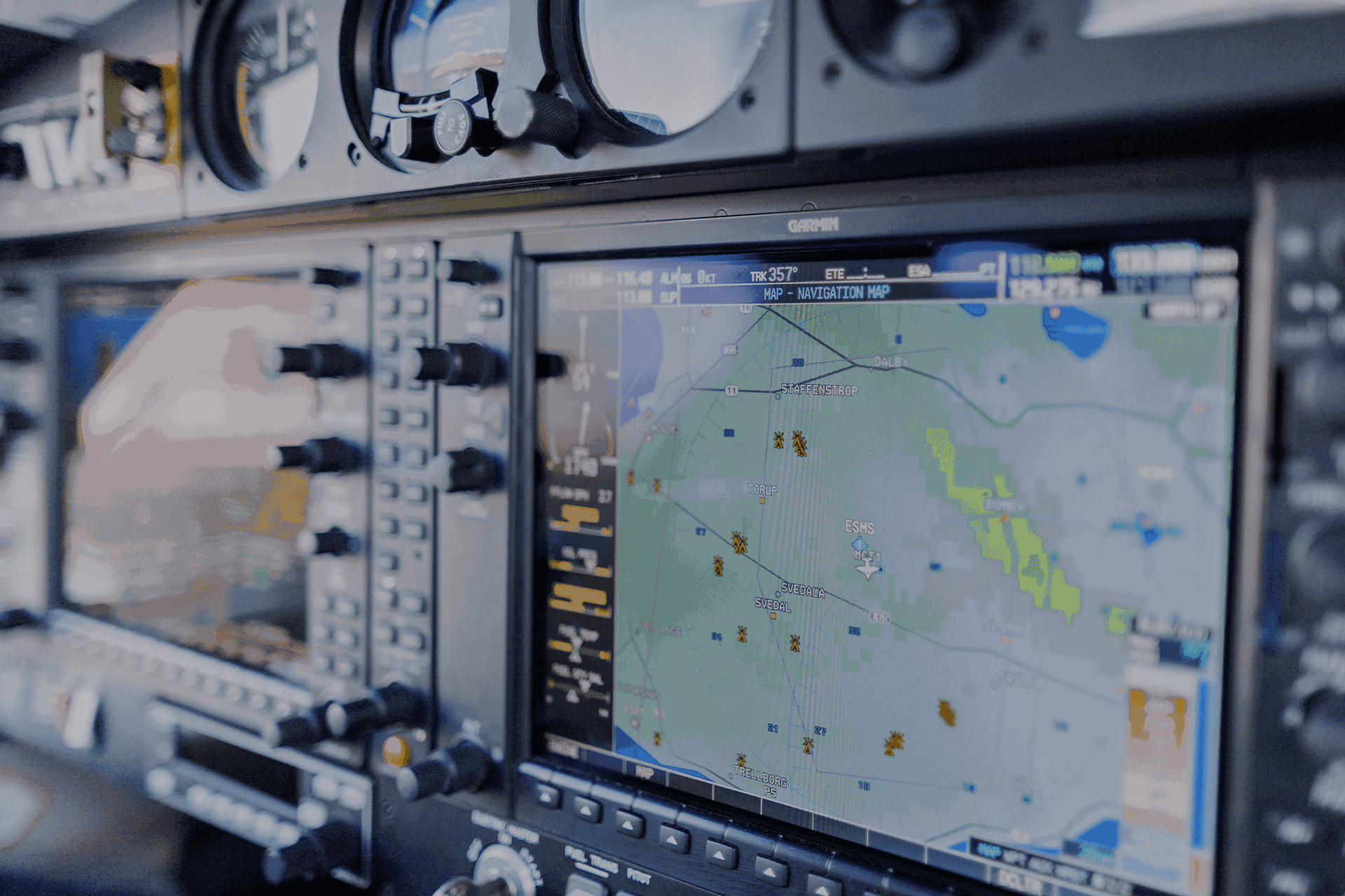 BisAviation_Avionics3